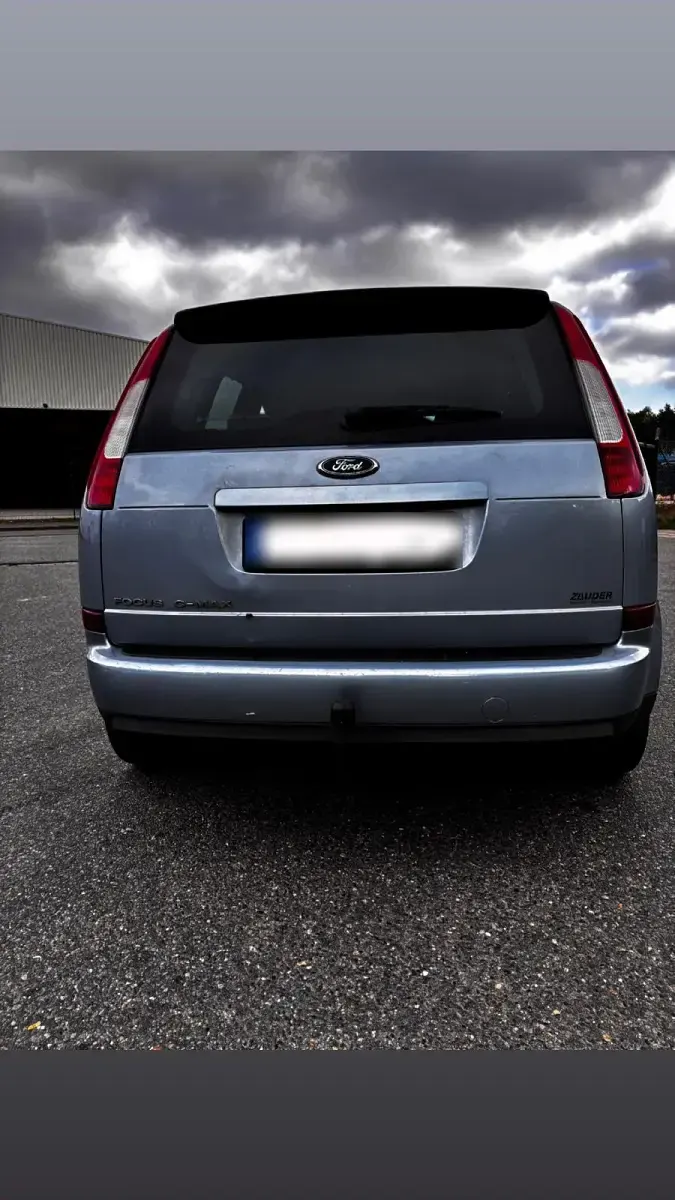 Second-hand Ford Focus 116 CP (85 kW) 2005 Andere farben Hatchback
