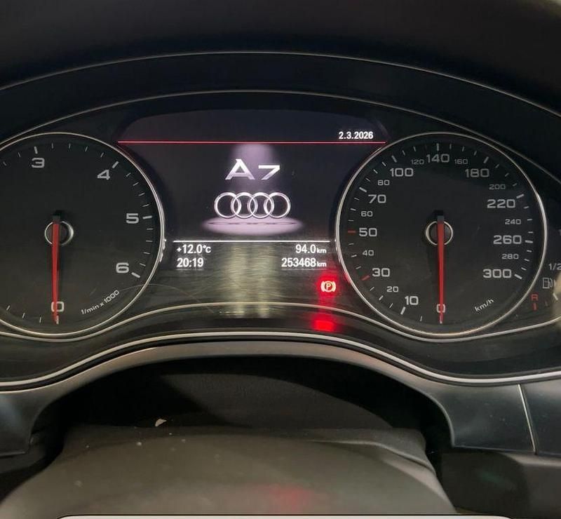 Gebraucht Audi A7 Sportback Ambiente 245 PS (180 kW) 2010 Schwarz Kleinwagen
