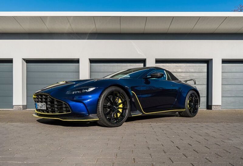 Blau Gebraucht 2023 Aston Martin V12 Vantage Cabrio | 399.500 € - Bild 1/4