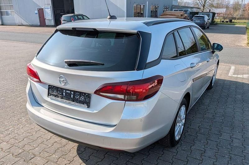 Gebraucht Opel Astra Edition 122 PS (89 kW) 2020 Silber Kombi