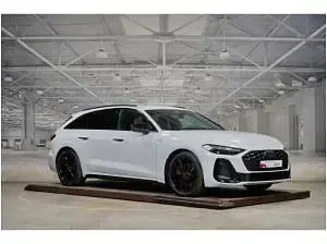 Gebraucht Audi A5 367 PS (269 kW) 2026 Weiß (gletscherweiß metallic) Kombi