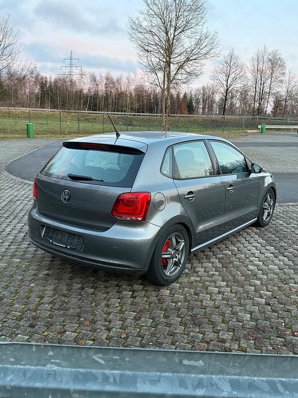 Second-hand VW Polo 75 CP (55 kW) 2013 Gri Hatchback