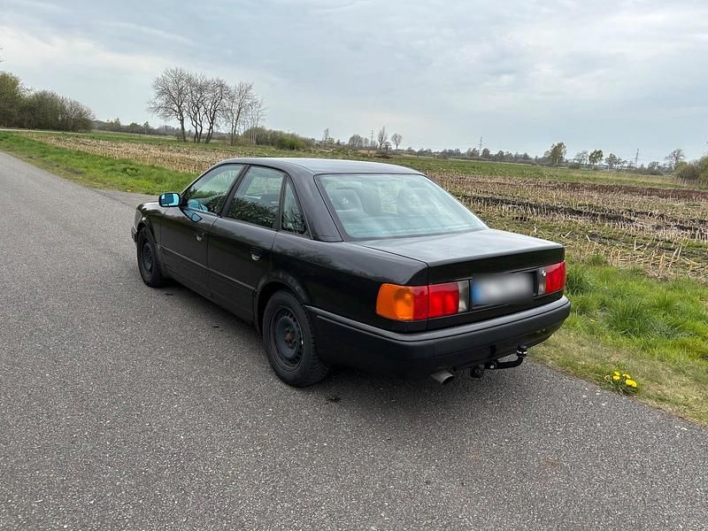 Second-hand Audi 100 133 CP (97 kW) 1992 Berlinǎ
