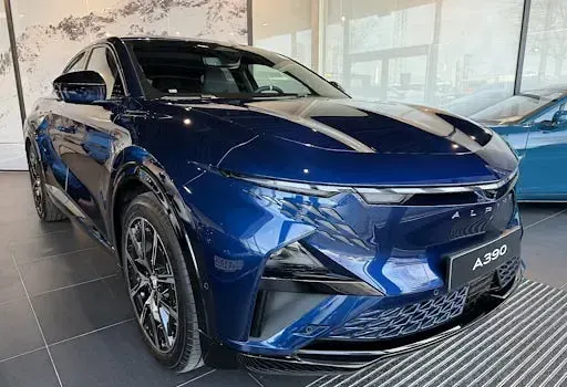 Nowe Alpine A390 294 kW (401 KM) 2025 Niebieski SUV
