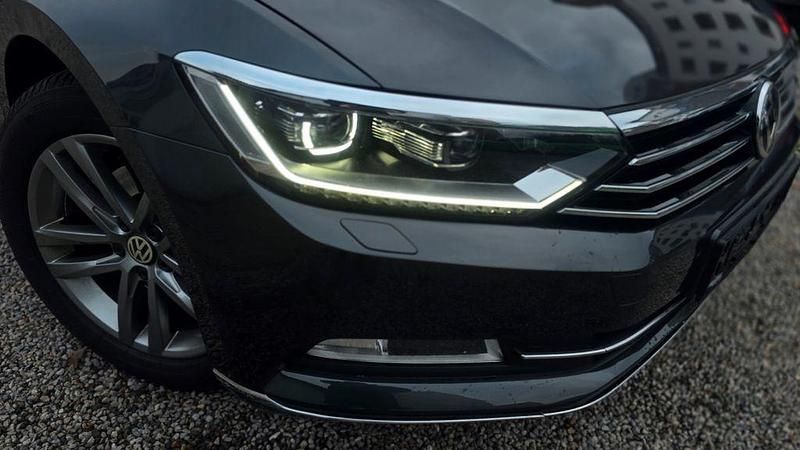 Gebraucht VW Passat Highline 190 PS (139 kW) 2019 Grau Kombi