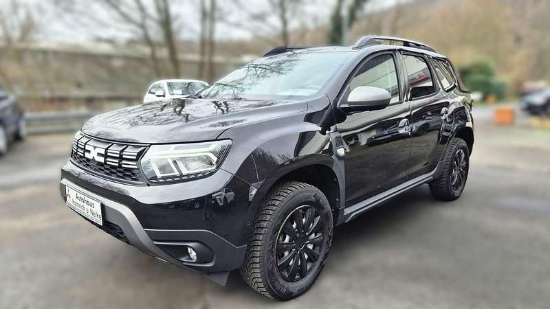 Gebraucht Dacia Duster 131 PS (96 kW) 2024 Schwarz SUV