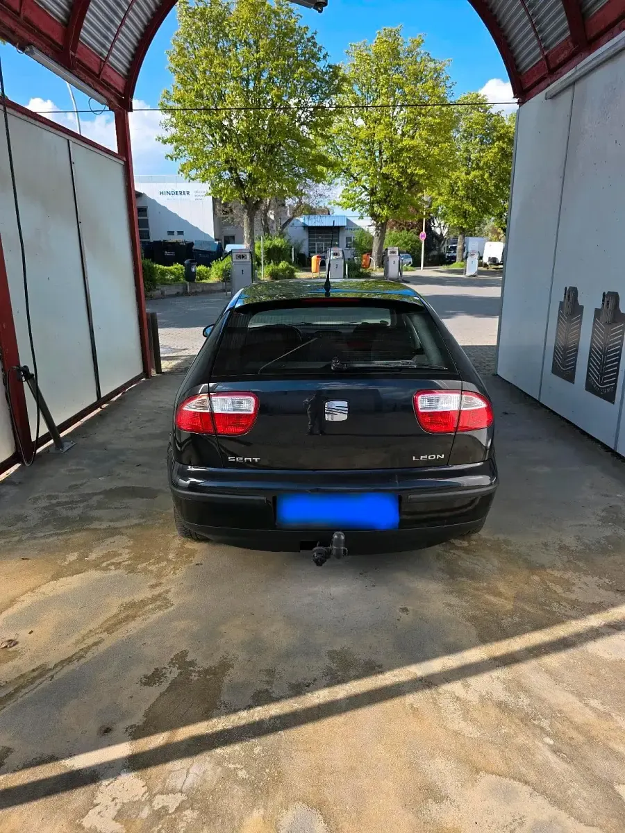 Gebraucht Seat Leon 105 PS (77 kW) 2004 Schwarz Kleinwagen