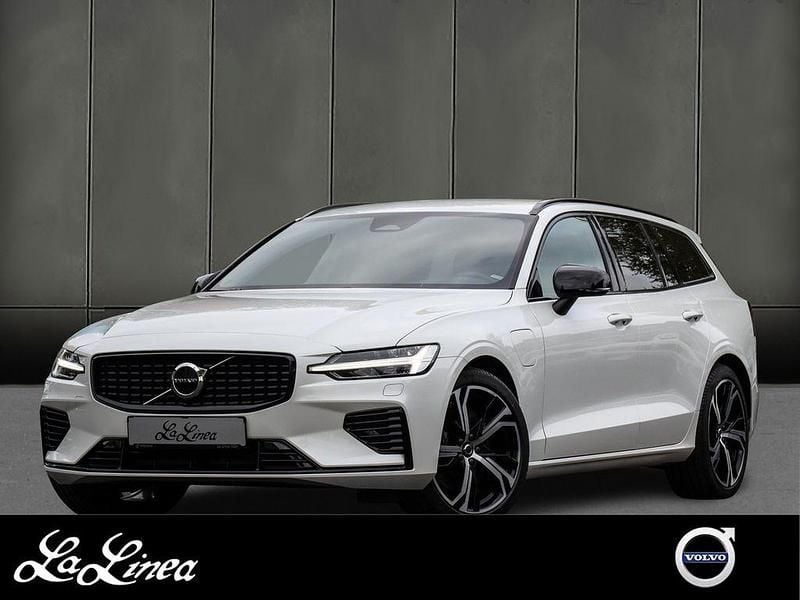 Weiss Gebraucht 2024 Volvo V60 Plus Kombi | 43.860 € (Fairer Preis) - Bild 1/3