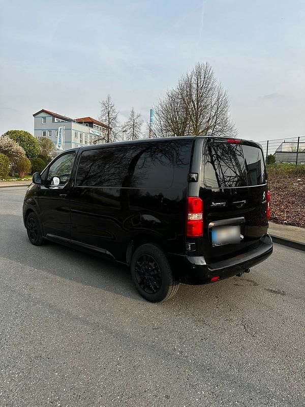 Gebraucht Citroën Jumpy 122 PS (89 kW) 2019 Schwarz Van / Kleinbus