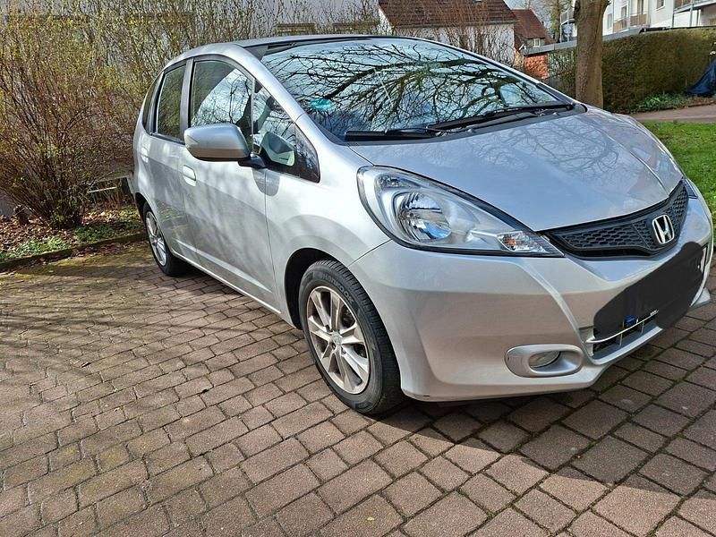 Gebraucht Honda Jazz 98 PS (72 kW) 2011 Silber Kleinwagen