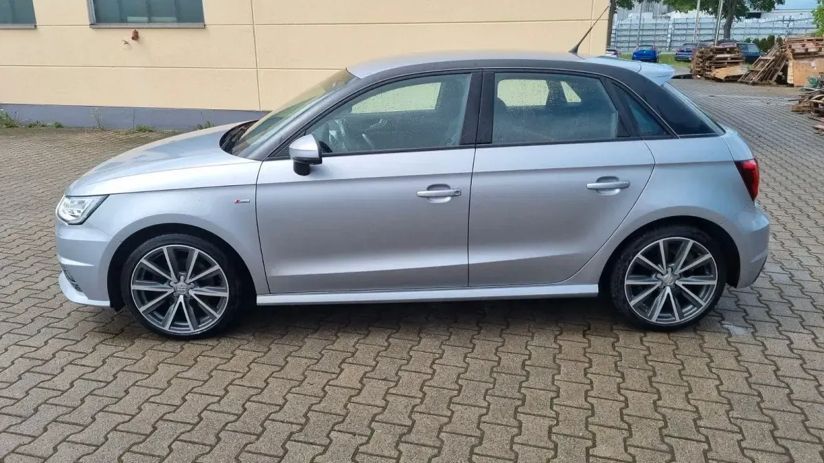 Usata Audi A1 Sportback S-Line 150 CV (110 kW) 2017 Argento Utilitaria