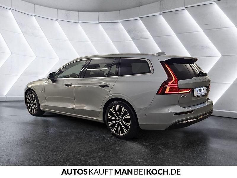 Gebraucht Volvo V60 Plus 398 PS (292 kW) 2024 Vapour grey Kombi