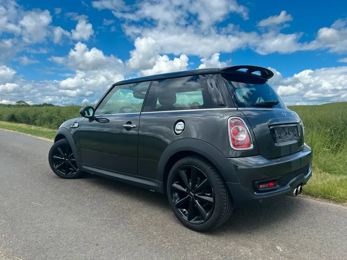 Gebraucht Mini Cooper S 184 PS (135 kW) 2011 Grau Kleinwagen