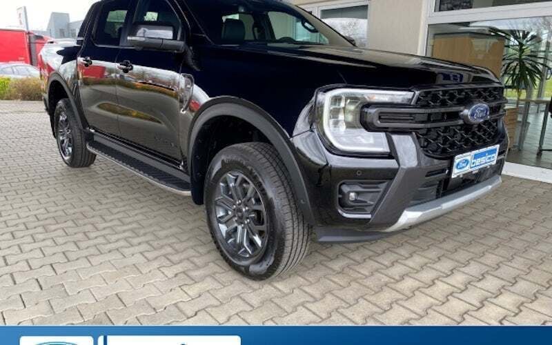 Obsidianschwarz metallic (schwarz) Gebraucht 2023 Ford Ranger Wildtrack Abholung | 43.990 € (Fairer Preis) - Bild 1/4