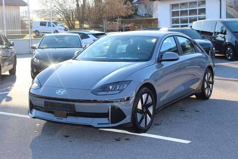 Transmission blue pearl Gebraucht 2024 Hyundai Ioniq 6 Limousine | 30.990 € - Bild 1/4