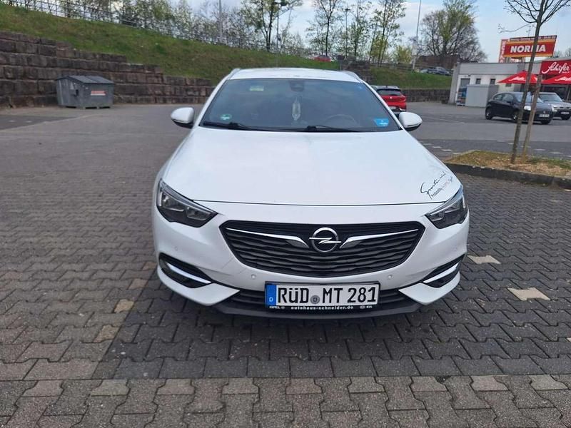 Gebraucht Opel Insignia Selection 170 PS (125 kW) 2017 Weiß Kombi