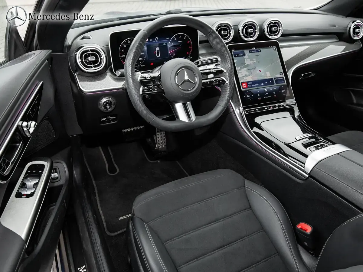 Gebraucht Mercedes CLE200 AMG 204 PS (150 kW) 2025 Metalliclack spektralblau metallic Cabrio