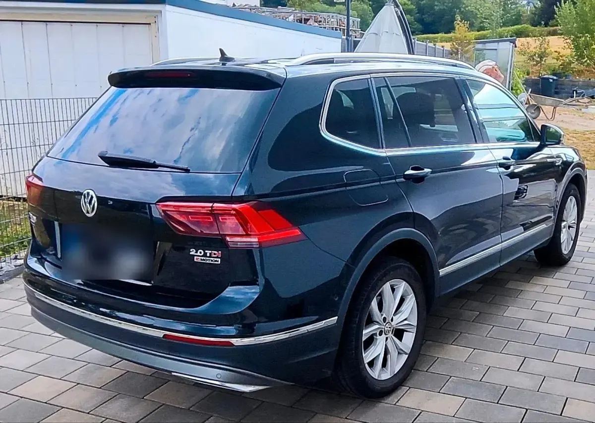 Gebraucht VW Tiguan Allspace Highline 190 PS (139 kW) 2018 Schwarz SUV