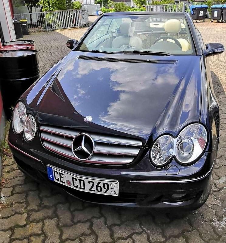Schwarz Gebraucht 2008 Mercedes CLK280 Elegance Cabrio | 29.000 € - Bild 1/4