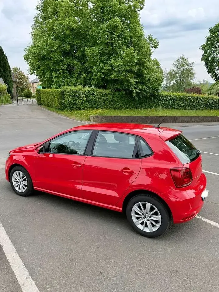 Usata VW Polo Comfortline 75 CV (55 kW) 2014 Rosso Utilitaria