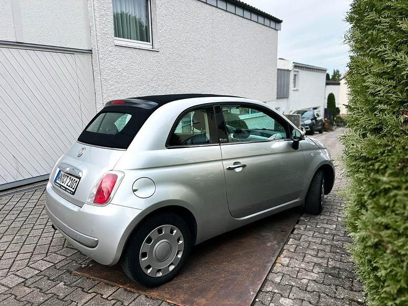 Silber Gebraucht 2010 Fiat 500C Cabrio | 6.800 € (Teuer) - Bild 1/4