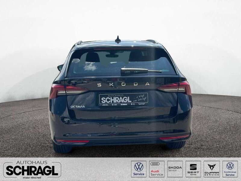 Gebraucht Skoda Octavia Selection 150 PS (110 kW) 2024 Schwarzmagic perleffekt Kombi