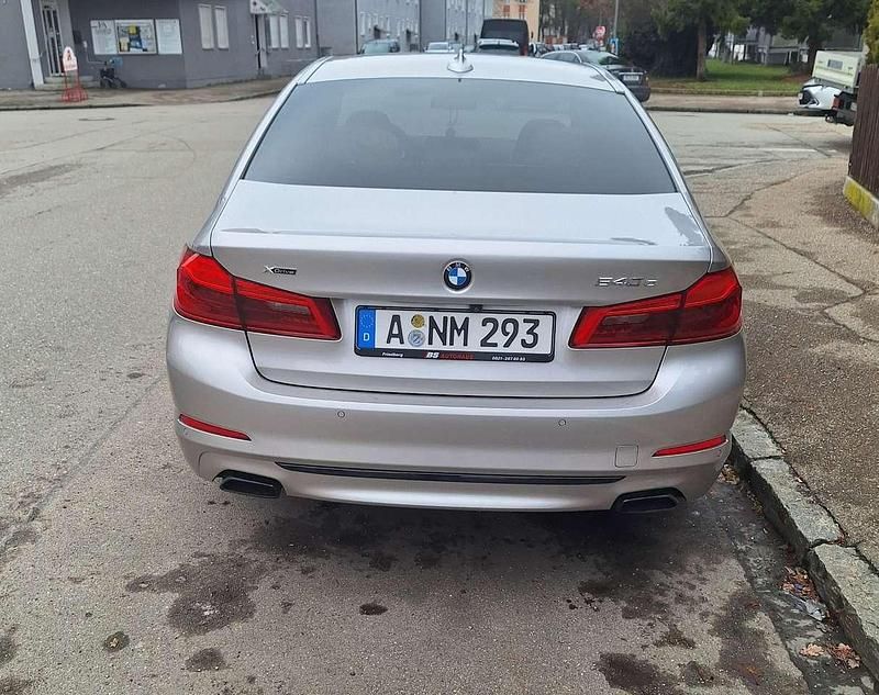 Gebraucht BMW 540 320 PS (235 kW) 2020 Grau Limousine