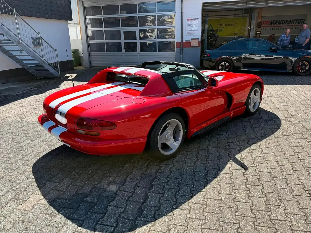 Gebraucht Dodge Viper 400 PS (294 kW) 1992 Rot Cabrio