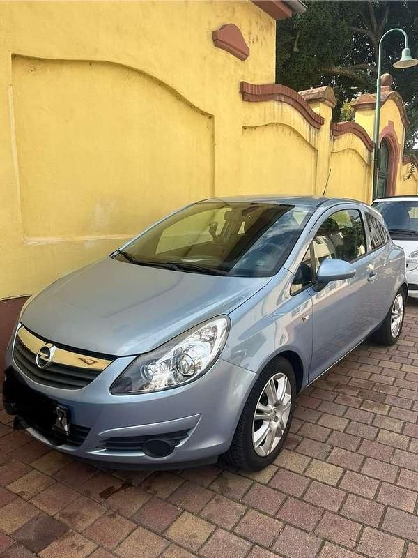 Blau Gebraucht 2008 Opel Corsa S Limousine | 2.200 € (Guter Preis) - Bild 1/4