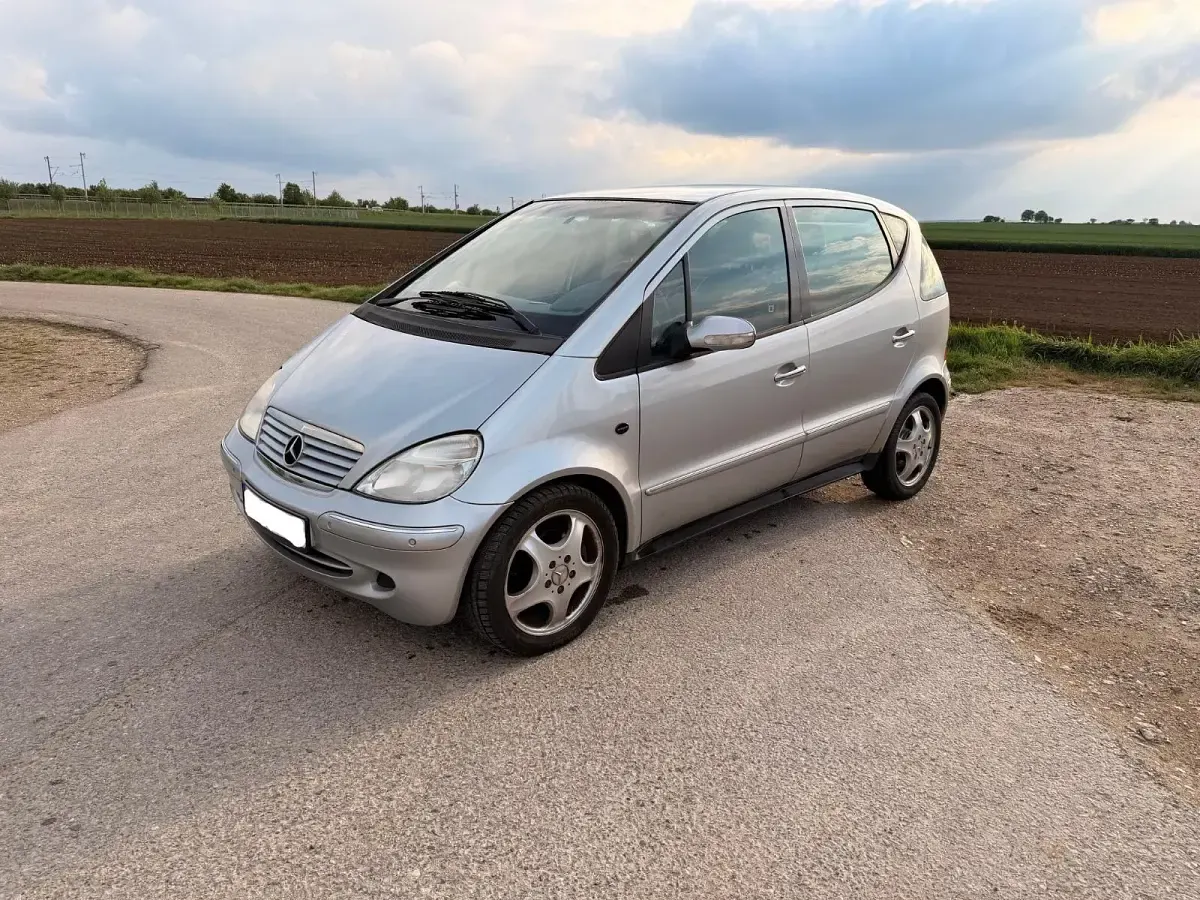 Gebraucht Mercedes A190 125 PS (91 kW) 2003 Silber Kleinwagen