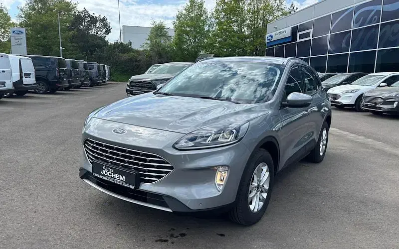 Gebraucht Ford Kuga Titanium 224 PS (164 kW) 2022 Silber SUV
