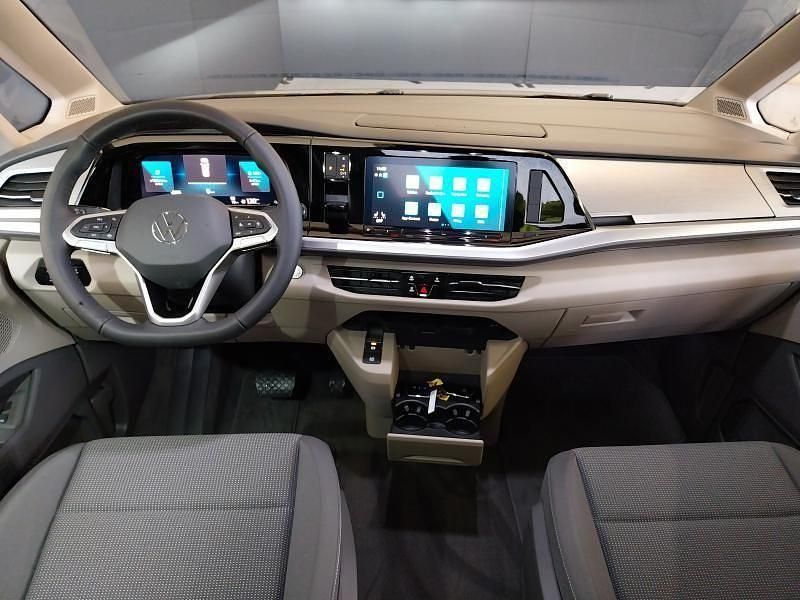 Gebraucht VW Multivan Life 150 PS (110 kW) 2024 Grau Van