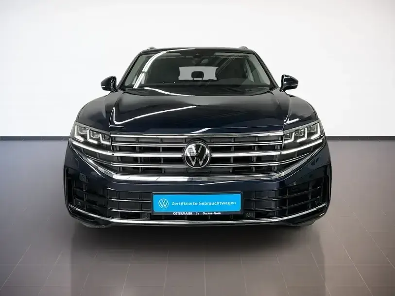 Gebraucht VW Touareg Elegance 231 PS (169 kW) 2025 Blau (meloe blue kristalleffekt) SUV