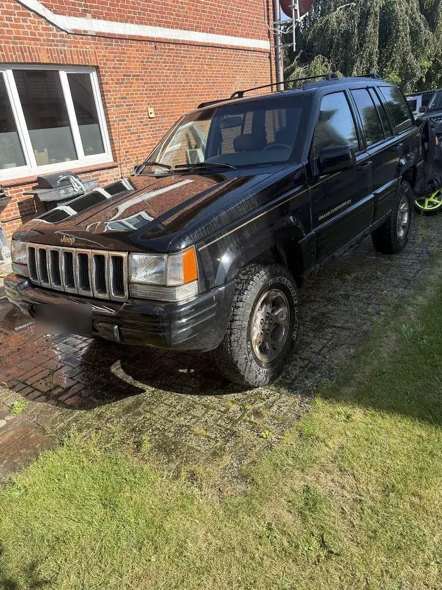 Gebraucht Jeep Grand Cherokee Limited 212 PS (155 kW) 1997 Schwarz SUV