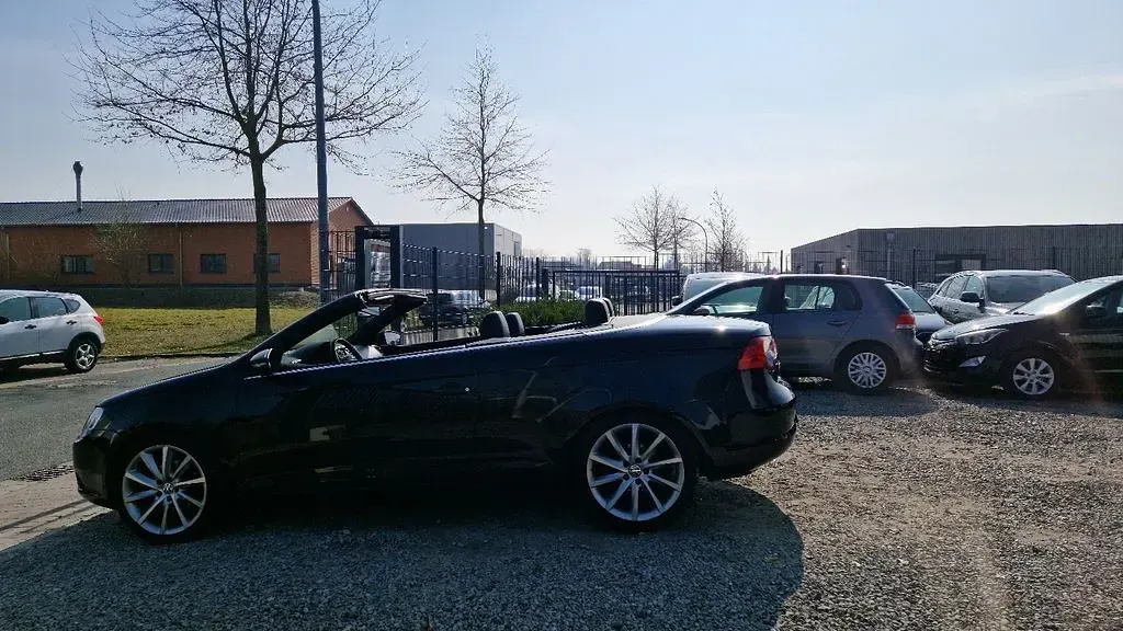 Gebraucht VW Eos 122 PS (89 kW) 2010 Schwarz Cabrio