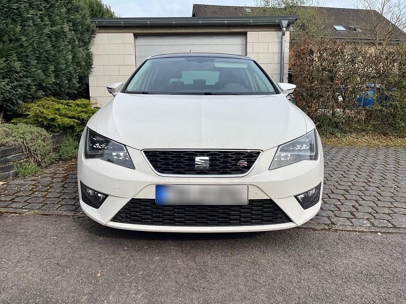 Gebraucht Seat Leon FR 184 PS (135 kW) 2015 Weiß Kleinwagen