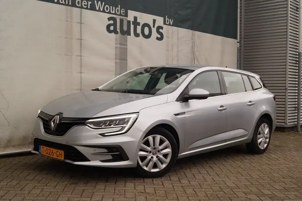 Gebraucht Renault Mégane GrandTour Equilibre 140 PS (102 kW) 2023 Grau Kombi