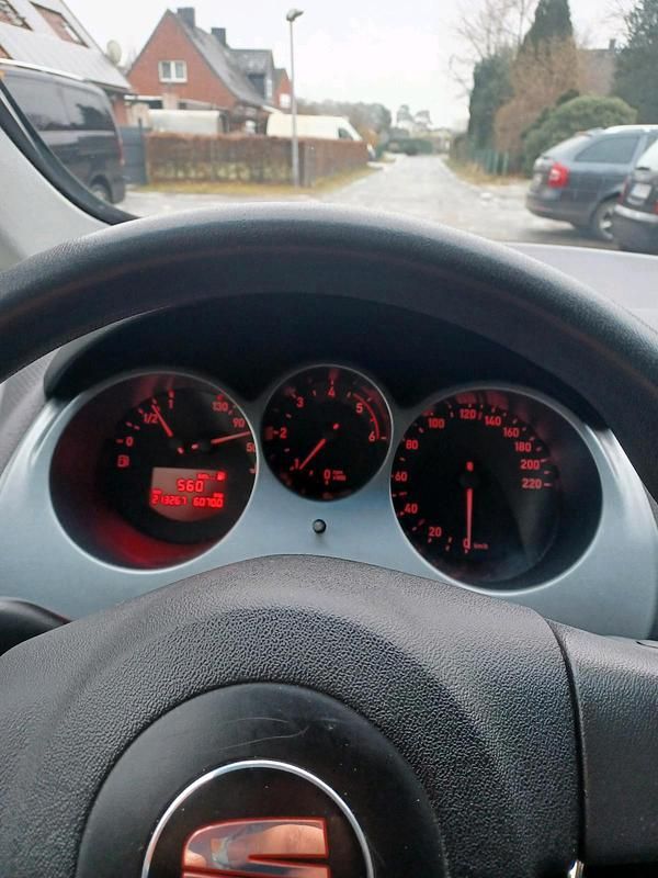 Gebraucht Seat Altea 105 PS (77 kW) 2007 Silber Limousine