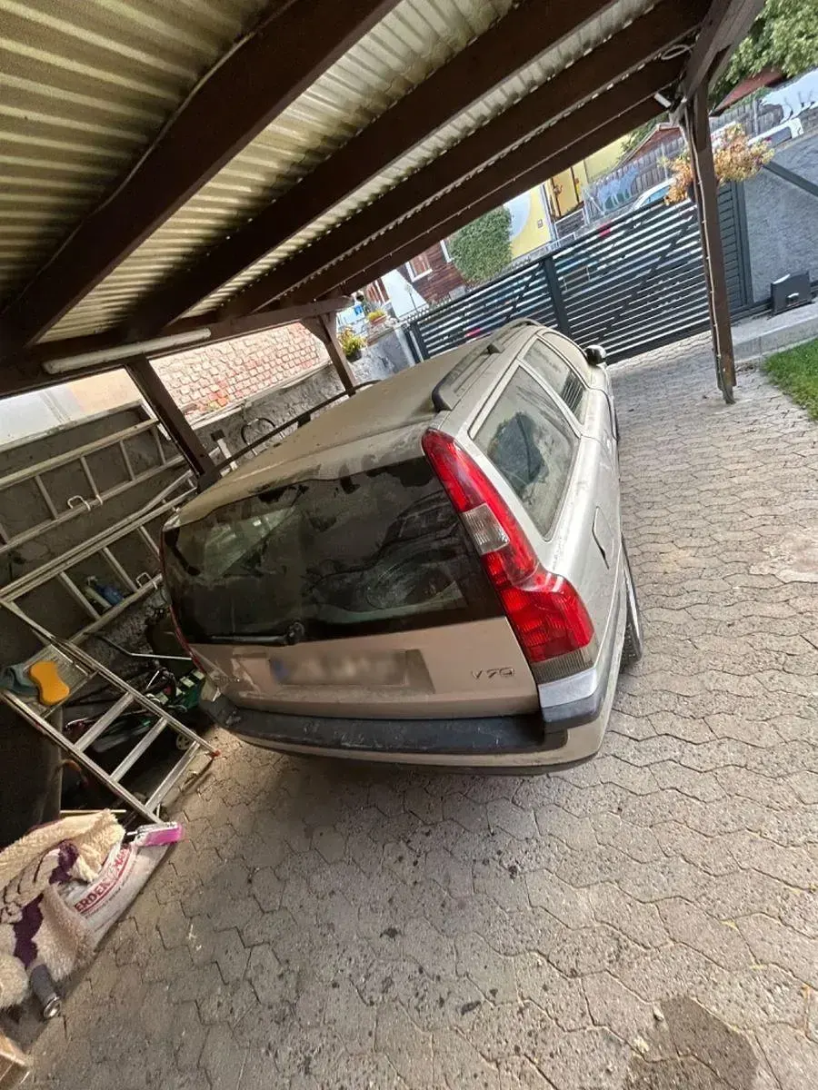 Gebraucht Volvo V70 140 PS (102 kW) 2000 Silber Kombi