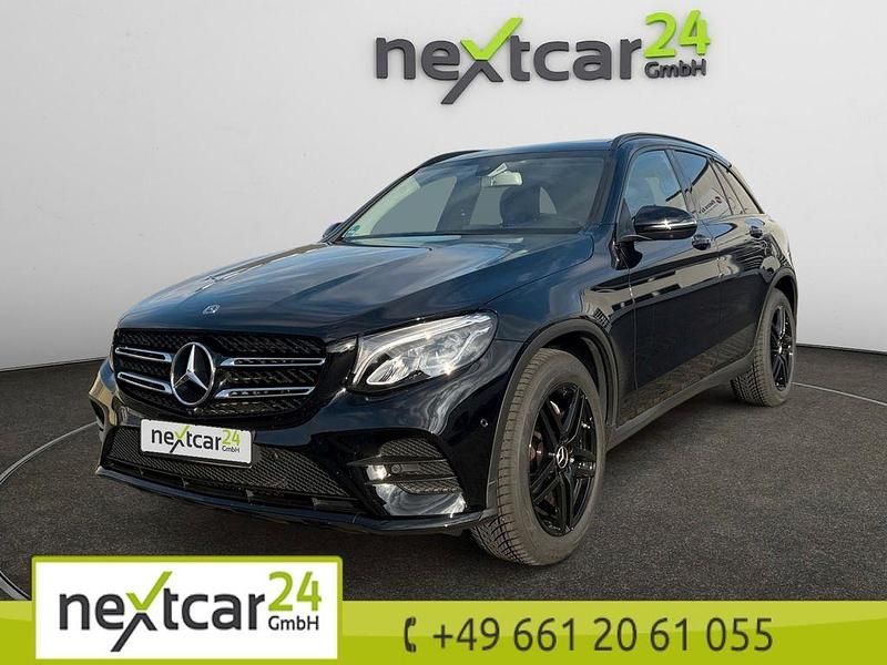 Schwarz Gebraucht 2017 Mercedes GLC250 AMG line SUV | 33.990 € (Teuer) - Bild 1/4