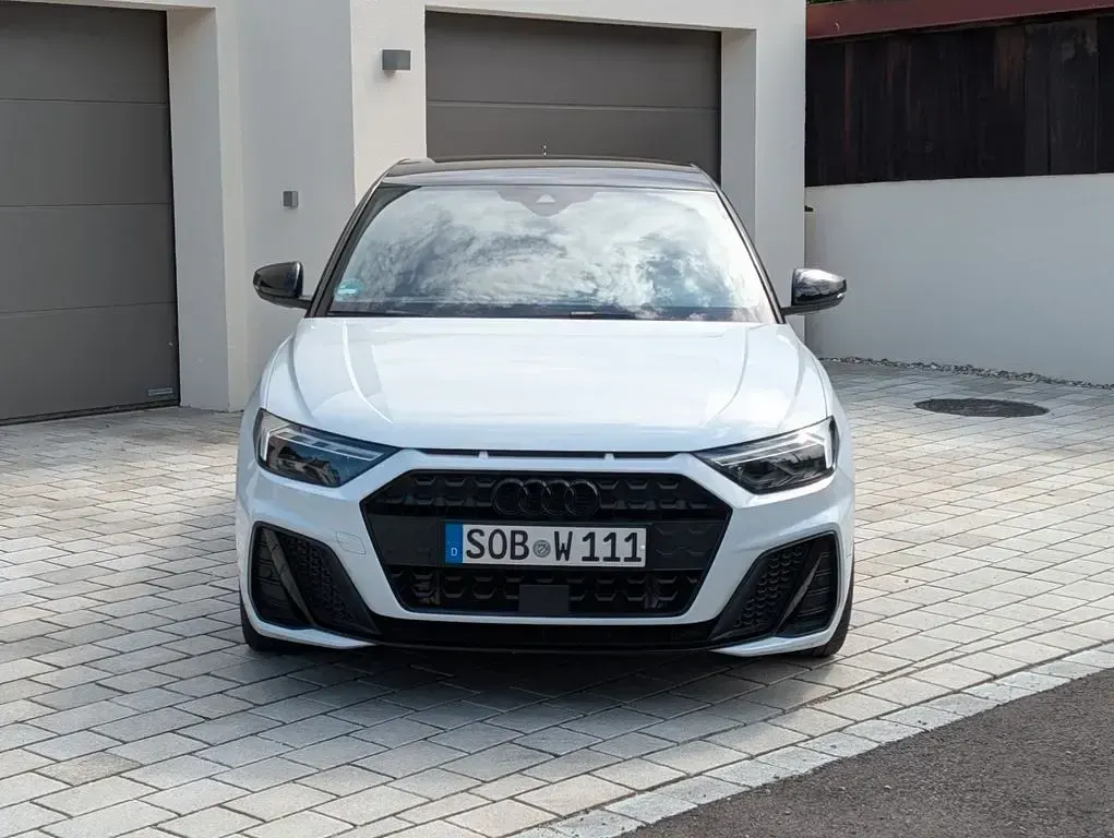 Gebraucht Audi A1 S-Line 150 PS (110 kW) 2022 Weiß SUV