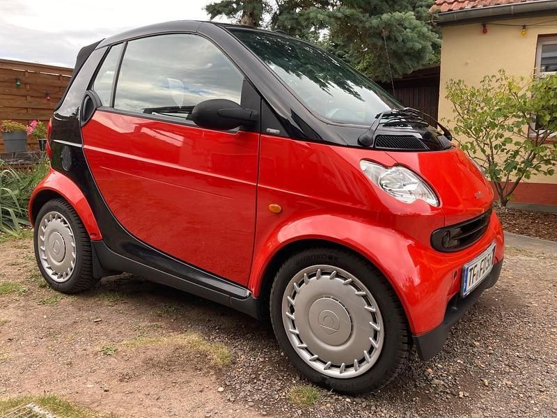 Rot Gebraucht 2002 Smart ForTwo Cabrio Pure Cabrio | 2.900 € (Fairer Preis) - Bild 1/4