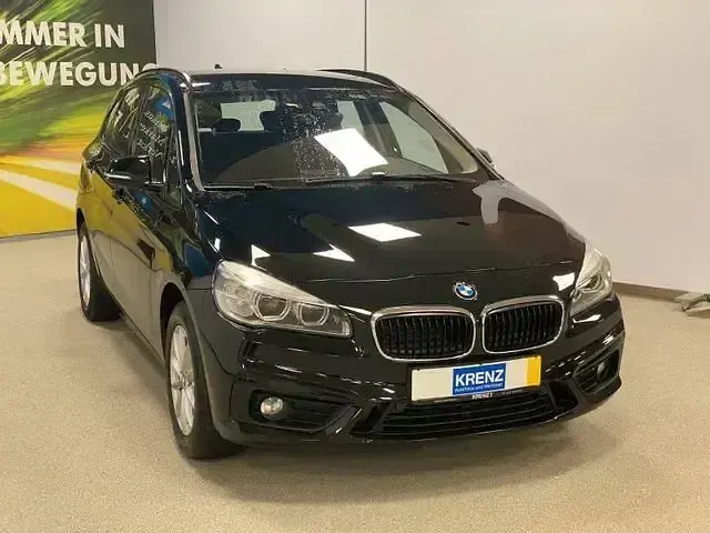 Gebraucht BMW 218 Active Tourer Advantage 150 PS (110 kW) 2017 Schwarz Van / Kleinbus