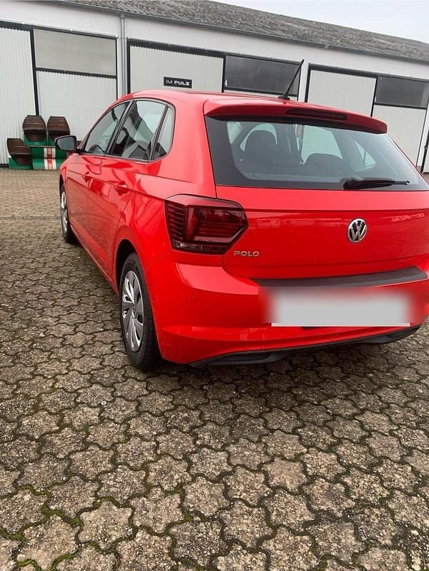Gebraucht VW Polo Comfortline 75 PS (55 kW) 2018 Rot Kleinwagen