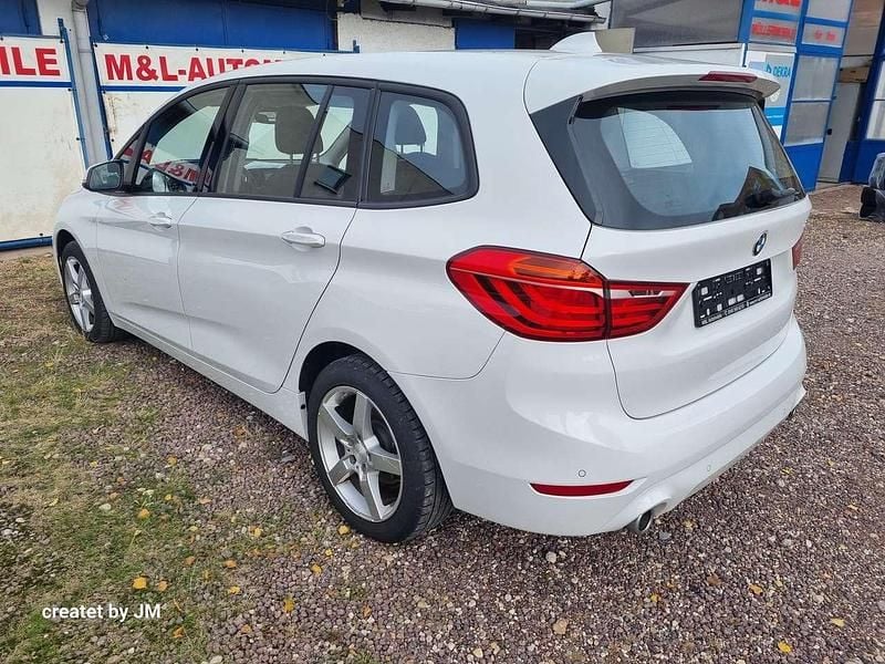 Gebraucht BMW 218 Advantage 150 PS (110 kW) 2021 Weiß Kombi