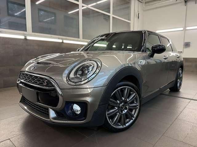 Silber metallic Gebraucht 2017 Mini Cooper S Clubman Kombi | 17.520 € (Etwas zu teuer) - Bild 1/4
