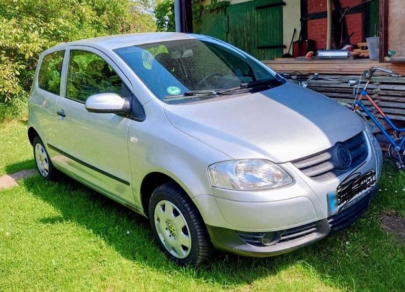 Gebraucht VW Fox 55 PS (40 kW) 2007 Silber Kleinwagen