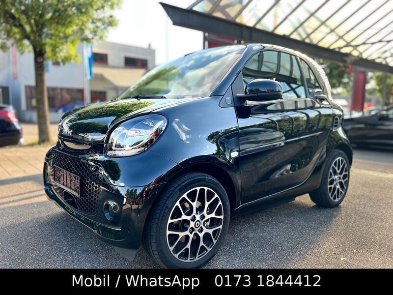Schwarz Gebraucht 2023 Smart ForTwo Electric Drive Prime Coupé | 11.290 € (Superpreis) - Bild 1/4