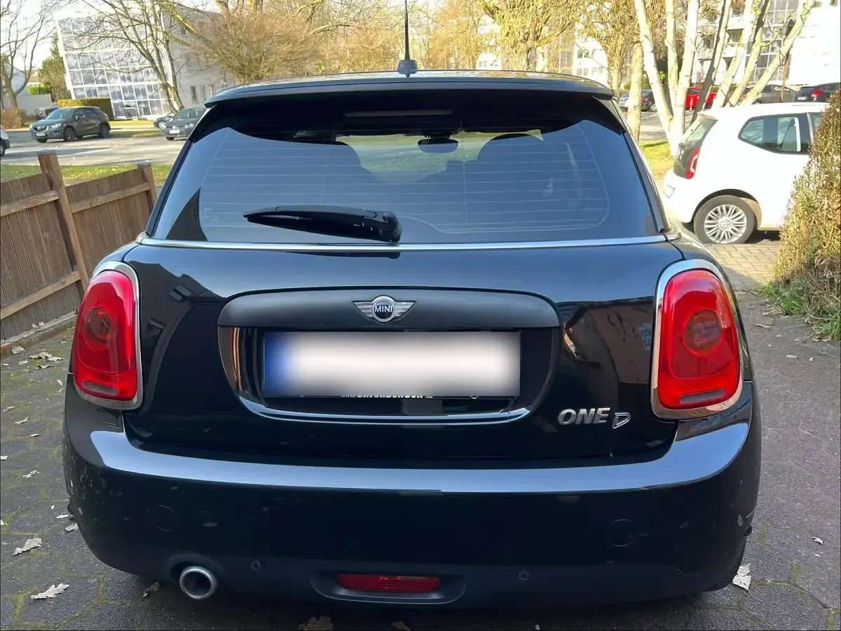 Gebraucht Mini One D 95 PS (69 kW) 2017 Schwarz Kleinwagen