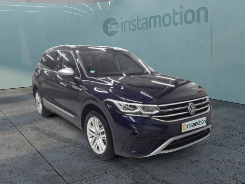 Blau Gebraucht 2024 VW Tiguan Allspace Elegance SUV | 44.790 € (Fairer Preis) - Bild 1/4
